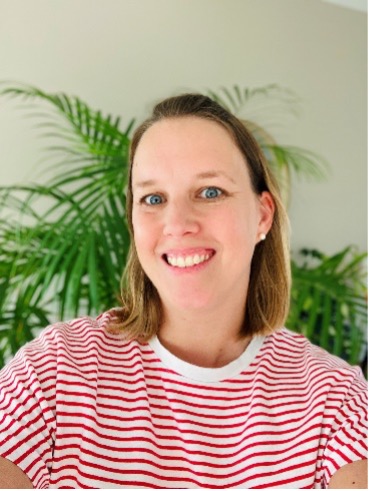 infirmière,massage,enceinte,femme,bébé,bien être, détente, musculaire,